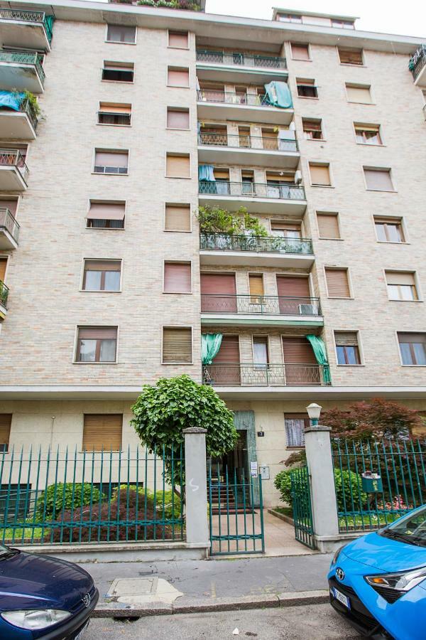 Lorenteggio Studio Apt Milán Exteriér fotografie
