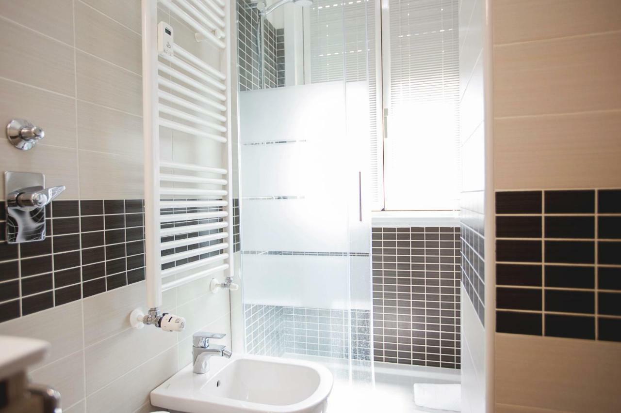 Lorenteggio Studio Apt Milán Exteriér fotografie