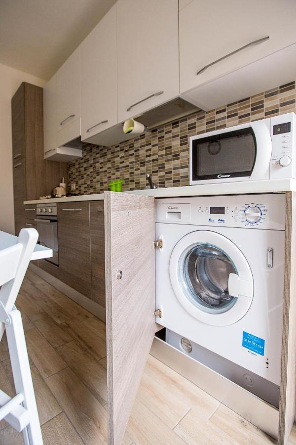 Lorenteggio Studio Apt Milán Exteriér fotografie