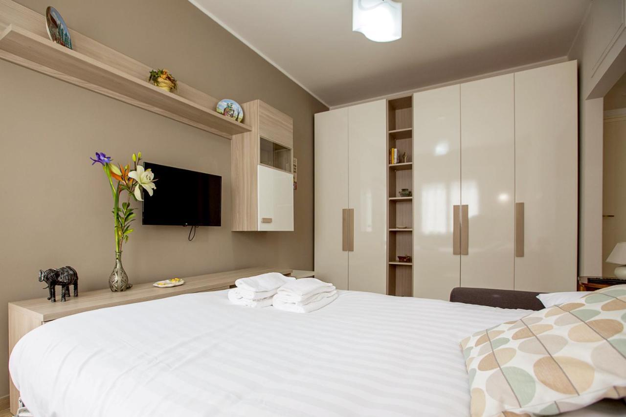 Lorenteggio Studio Apt Milán Exteriér fotografie